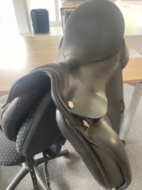 Albion Platinum Dressursattel, 17 Zoll, gebraucht, Privat, Saddles, Lohmen