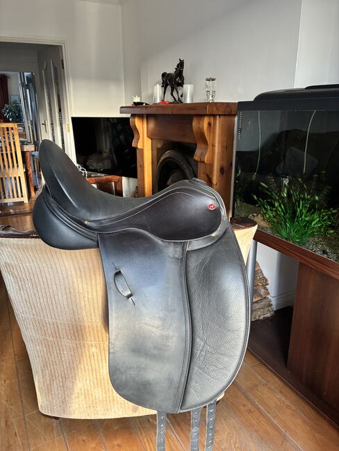 Albion SLK Adjusta Europa 17.5” W, Albion SLK Adjusta Europa, TD, Dressage Saddle, Naas