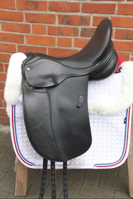 Albion SLK Dressursattel 18 Zoll HH, Albion SLK Europa Adjusta, Sabine, Dressage Saddle, Westerrönfeld