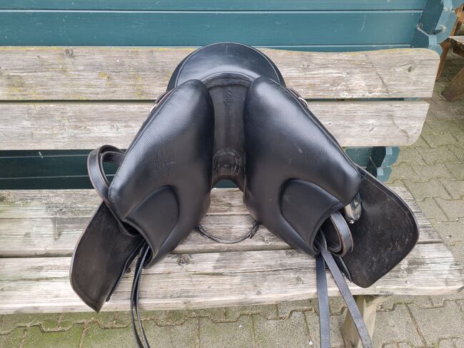 "Alpha Vaquero 19 Zoll, Juchtenleder, Iberosattel v Sommer Alpha Vaquero, Birgit Schwirn, All Purpose Saddle, Neuss