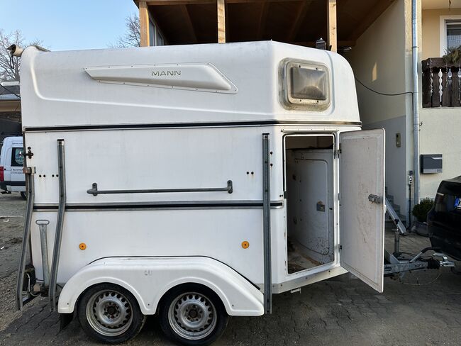 Alter Pferdeanhänger für Bastler oder Ersatzteile, Wöhrmann, Franziska Moll , Pferdeanhänger, Train