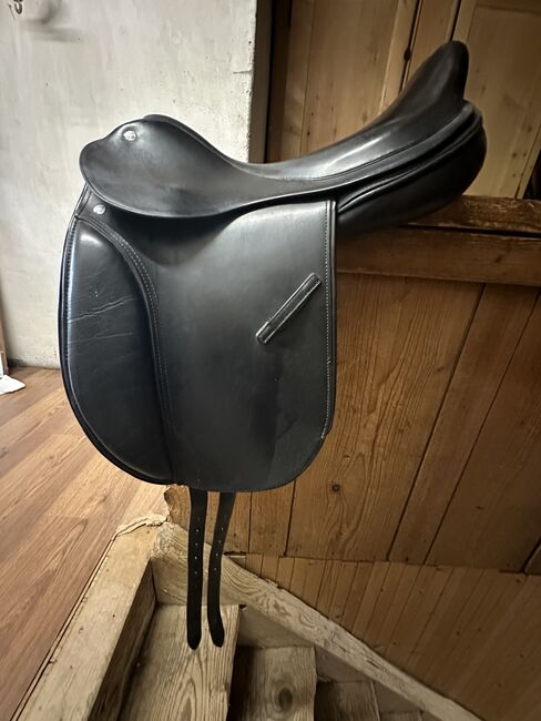 Althaus monoblatt Dressursattel, Althaus, Vajoli, Dressage Saddle, Bangerten b. Dieterswil