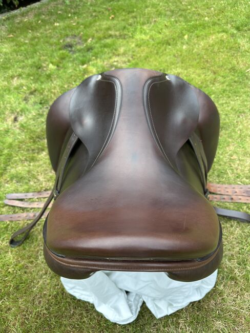 Amerigo Classic Dressage - Dressursattel braun 17,5 Zoll, Amerigo Classic Dressage, Miriam Ostkotte, Dressursattel, Ochtrup, Abbildung 7