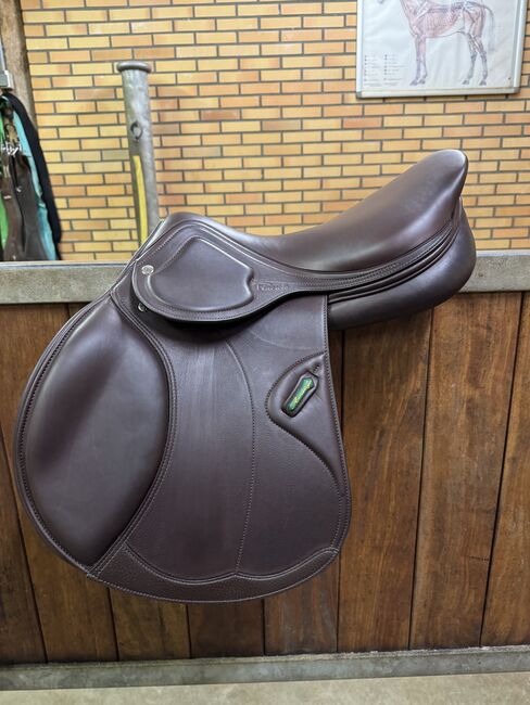 Amerigo DJ, 17,5 Inch Pinerolo, Amerigo DJ , Robin , Jumping Saddle, Hoogeveen