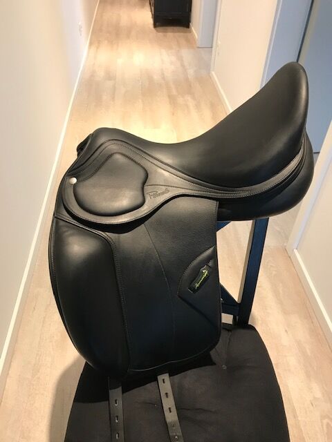 Amerigo Dressursattel aus 2018 (17,5 - KW +1), Amerigo Classic Dressage Pinerolo , Saskia Rohrmann-Fülsch, Dressage Saddle, Seevetal, Image 9