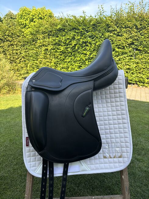 Amerigo Dressursattel, Amerigo Amerigo Seleria Equipe, Schlüter, Dressage Saddle, Meerbusch, Image 4