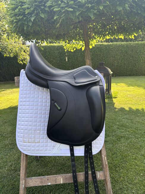 Amerigo Dressursattel, Amerigo Amerigo Seleria Equipe, Schlüter, Dressage Saddle, Meerbusch, Image 3