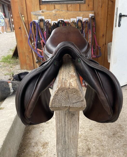 Amerigo Jumping Saddle, Amerigo Selleria Equipe, Ajda, Jumping Saddle, Ljubljana, Image 3