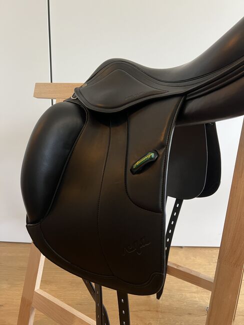 Amerigo Vega Dressursattel - neuwertig, Amerigo Vega, Clara, Dressage Saddle, Zürich