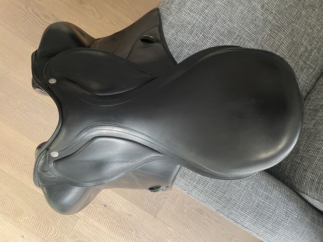 Amerigo Vega Dressursattel 18 Zoll, Amerigo Vega Dressursattel, Verena , Dressage Saddle, Düsseldorf , Image 11