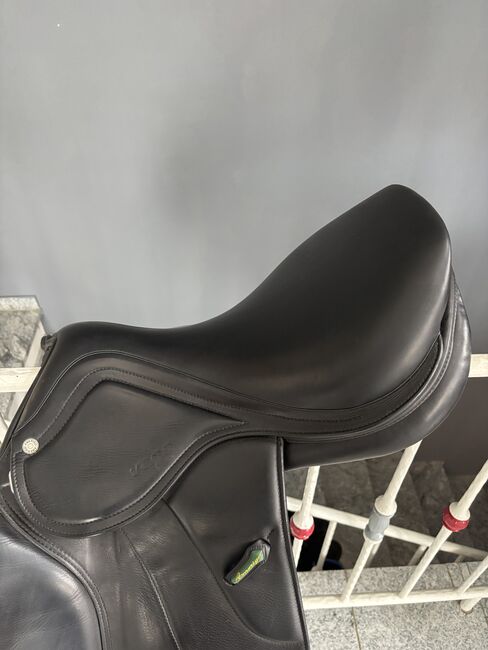 Amerigo Vega Springsattel, Amerigo  Vega , Laetitia , Jumping Saddle, Babenhausen, Image 2