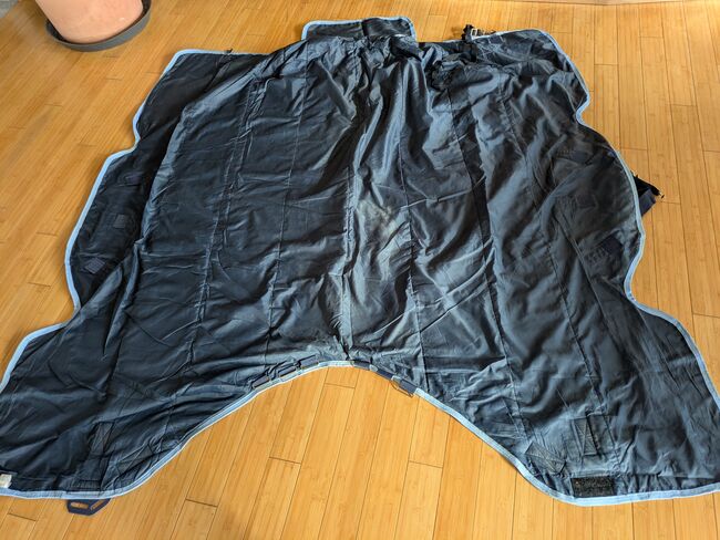 Amigo bravo 12 plus, 155cm 150g, Amigo  Bravo 12 plus, Laura , Pferdedecken, Essen, Abbildung 9