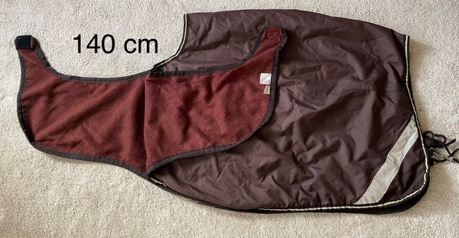 🌧️ Amigo Competition Sheet – Ausreitdecke mit Fleece, 140 cm, Amigo Competition Sheet, Jeanette Tönges, Derki dla konia, Thal