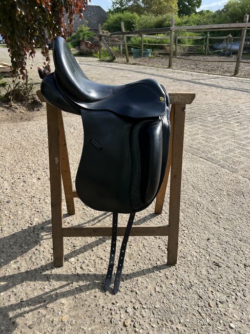 Anatomica Cygnus G3 17,5 inch dressuurzadel, Anatomica Cygnus G3, Sofie Ortelee, Dressage Saddle, Borculo, Image 3