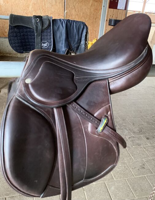 Animo Pinerolo Springsattel, Amerigo Pinerolo, Birgit Strohmaier, Jumping Saddle, Herrenberg