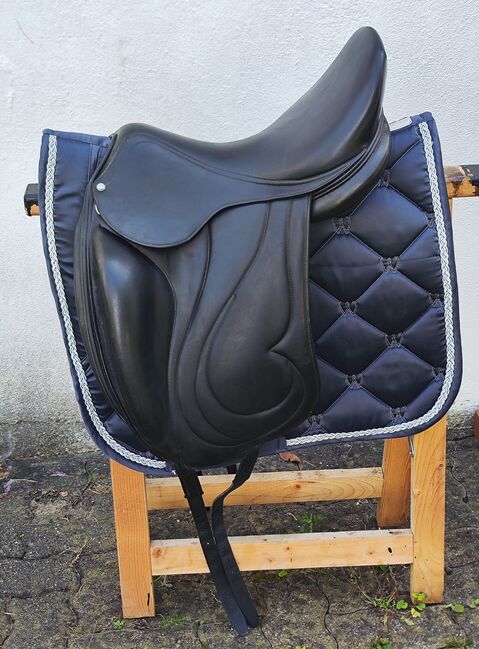 Antares Dressursattel 17,5 Monoblatt sehr kurz, Antares, Nadine Semrau, Dressage Saddle, Kreuzlingen, Image 13