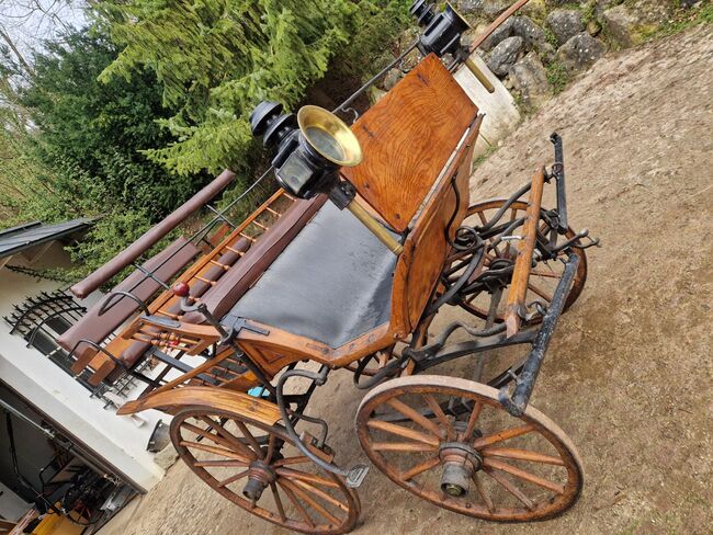 Antike historische Kutsche Linzer Wagen Holz Zweispänner, VE, Carriages, Ehingen