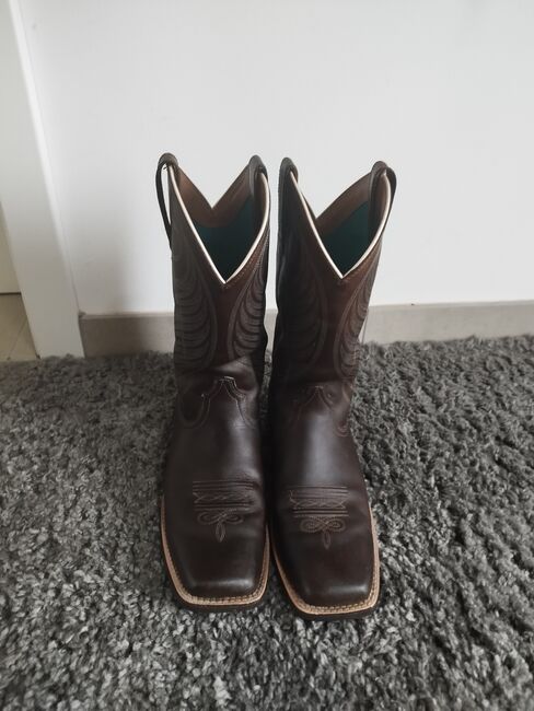 Ariat Westernboots Round Up Wide Square Toe, Ariat , Alina Wendekamm , Riding Boots, Trittau 