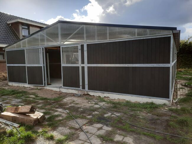 Außenstalle, NE Staalbouw, Paddock-, Boxen- & Stallmatten, Veendam, Abbildung 7