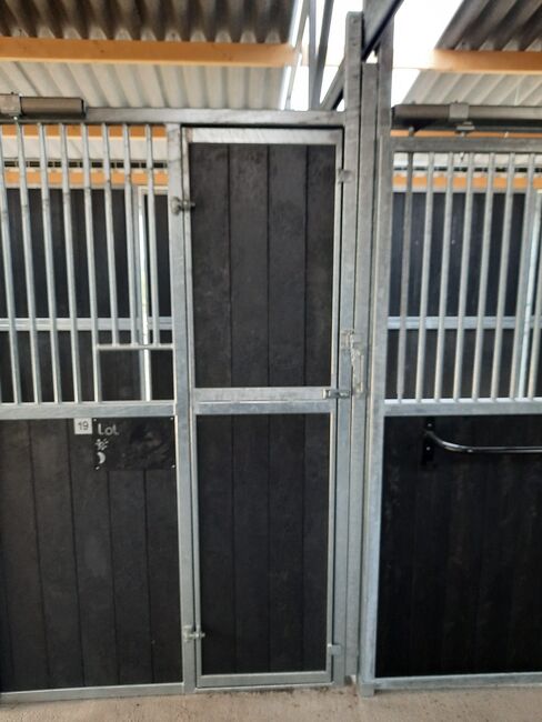 Außenstalle, NE Staalbouw, Paddock-, Boxen- & Stallmatten, Veendam, Abbildung 8