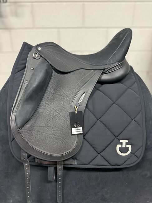 Aviar rook 2.0 NEW, Aviar Rook 2.0, Cambridge, Dressage Saddle, Rotterdam