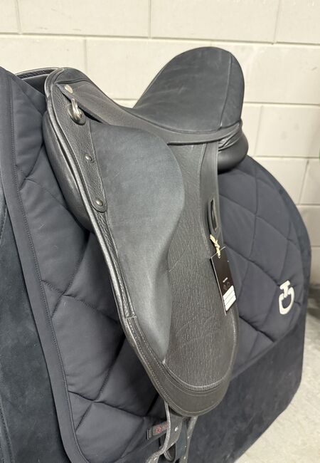 Aviar rook 2.0 NEW, Aviar Rook 2.0, Cambridge, Dressage Saddle, Rotterdam, Image 4