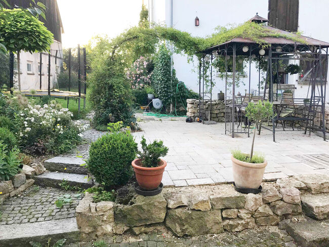 Denkmalprämierstes Jurahaus mit Pferdehof und erstklassiger Reithalle, Die Denkmalschutz Immobilie eGbR Sandra Weckmar, Equestrian Properties, Pappenheim, Image 7