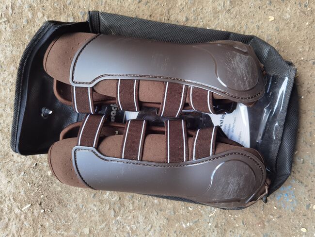 Back on track royal work boots cob, Back on track  Royal work boots , Natascha , Tendon Boots, Wald-Michelbach , Image 2