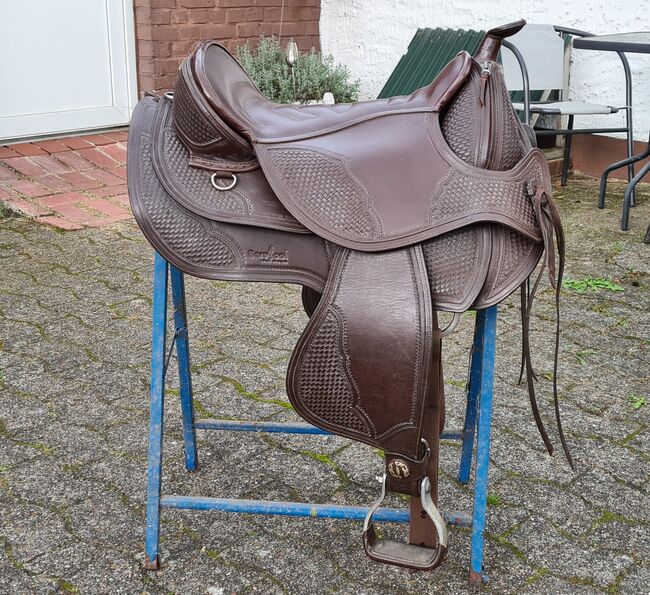 Barefoot Arizona Nut, Sitzgröße 2, Barefoot  Arizona Nut, Britta Steckelbach , Western Saddle, Wagenfeld, Image 2