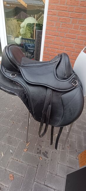 Barefoot Nottigham, Barefoot Nottingham, Neele Roß, Other Saddle, Emden