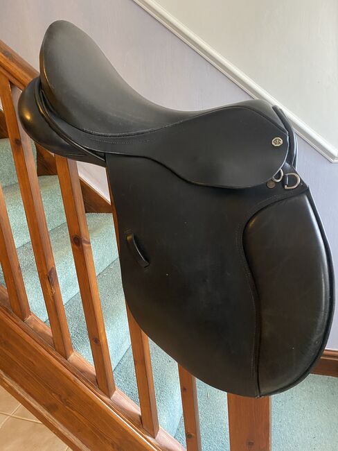 Barnsby saddle black 17”, Cliff barnsby , Helen , Vielseitigkeitssattel (VS), Milford Haven, Abbildung 6