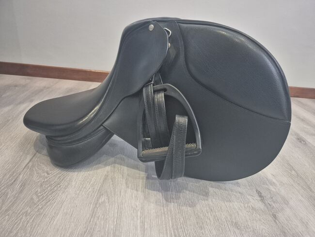 Bates 17" CAIR jumping saddle black leather, Bates Cair, Madelene Louwrens, Sonstiger Sattel, Pretoria