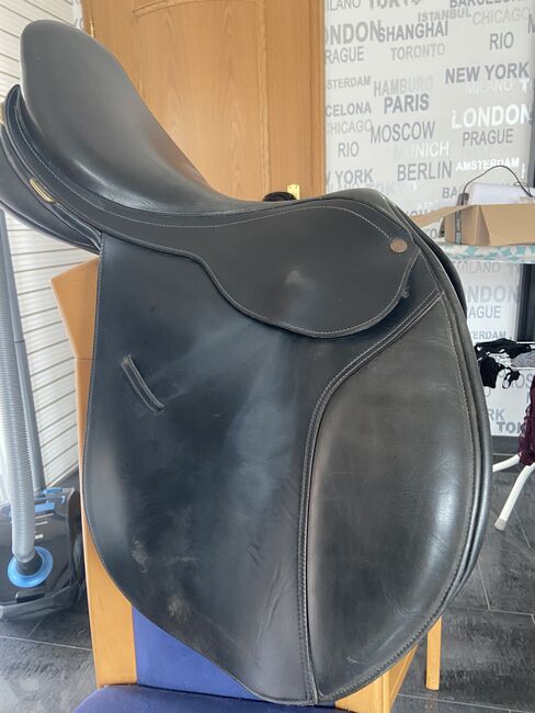 Bates Australia Springsattel, 17,5", Bates Australia, Zoe, Jumping Saddle, Burgdorf