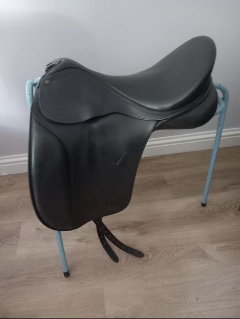 Bates Caprilli Dressage Saddle, Bates  Caprilli, Claire , Dressage Saddle, Newry