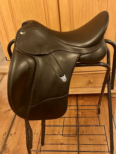 Bates Dressage Luxe Leather 18 Zoll, Bates Dressage, Eva Horten, Dressage Saddle, Erkerode