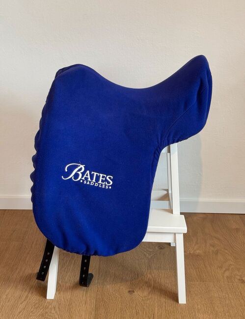 Bates Dressursattel Plus 17“ Luxe Leder + Zubehör - WIE NEU, Bates  Dressur, Bruns, Dressage Saddle, Wunstorf, Image 4