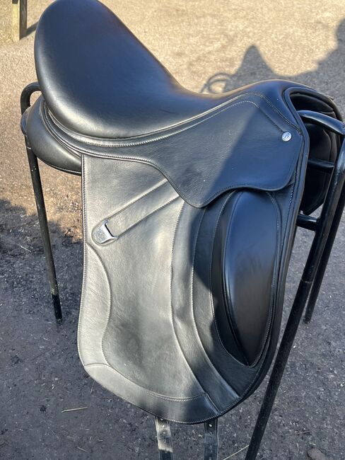 Bates innova plus size 0, Bates Innova plus , kelly cummings, Dressage Saddle, Bognor Regis, Image 2