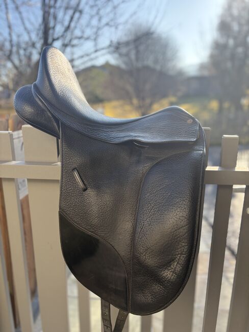 Bates Isabell Werth Dressursattel - 16,5" / 42cm, Bates Australia Isabell Werth, Vivien, Dressage Saddle, Bad Schwanberg