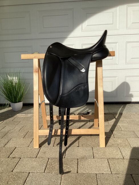 Bates Isabell Werth Dressursattel Kalbsleder, C-Air, 17,5`` aus erster Hand, Bates Saddles Isabell Werth, Franziska Hönle , Dressage Saddle, Berg