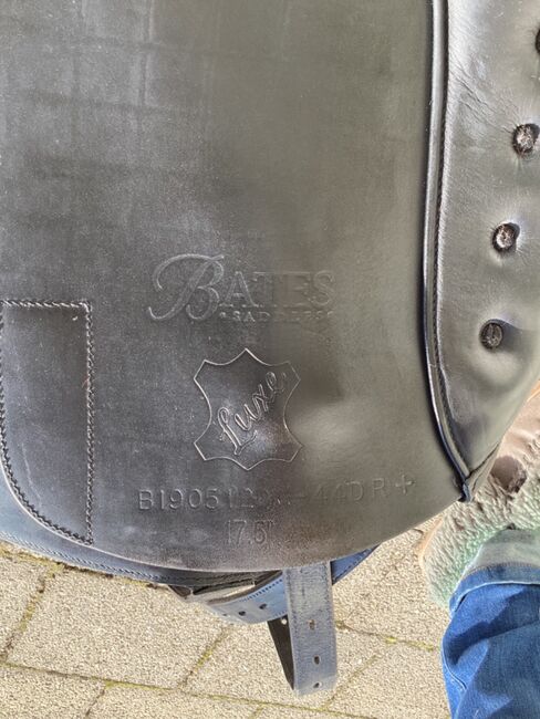 Bates Isabell Werth Dressursattel Kalbsleder, C-Air, 17,5`` aus erster Hand, Bates Saddles Isabell Werth, Franziska Hönle , Dressage Saddle, Berg, Image 6