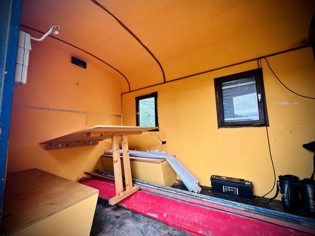 Bauwagen/Ziekuswagen, Kerstin , Sattelkammer & Boxenausstattung, Weil am Rhein, Abbildung 2