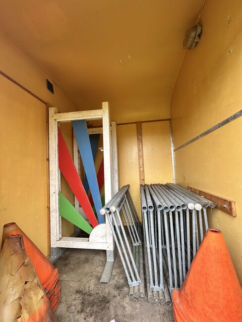 Bauwagen/Ziekuswagen, Kerstin , Sattelkammer & Boxenausstattung, Weil am Rhein, Abbildung 4