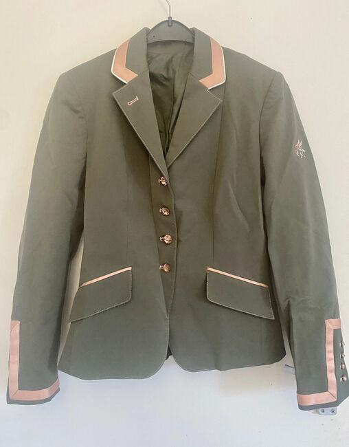Beautiful green and Rose gold Bespoke Flying changes show jacket, Flying changes Short jacket, Rebecca  Taylor, Turnierbekleidung, Plymouth