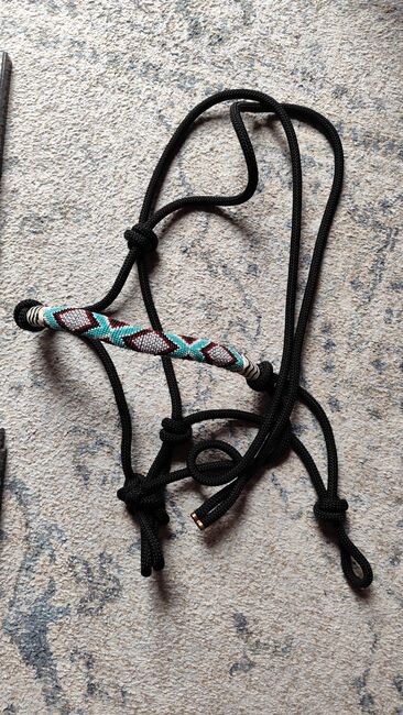 Wunderschönes Knotenhalfter, VB, A. Schön, Halters, Karben