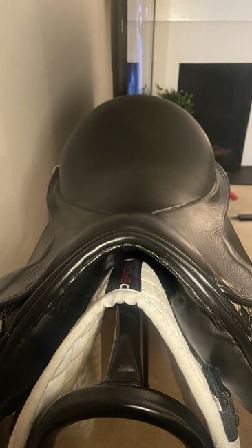 Beautiful Minster 17.5” Black Leather GP Saddle, Minster GP, Laura Tapply, All Purpose Saddle, Epsom, Image 3