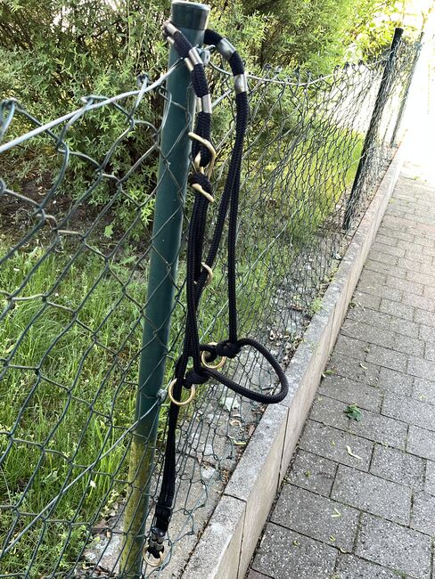 „Benimm dich“ Knotenhalfter schwarz, Ramona, Halters, Gunzenhausen, Image 2