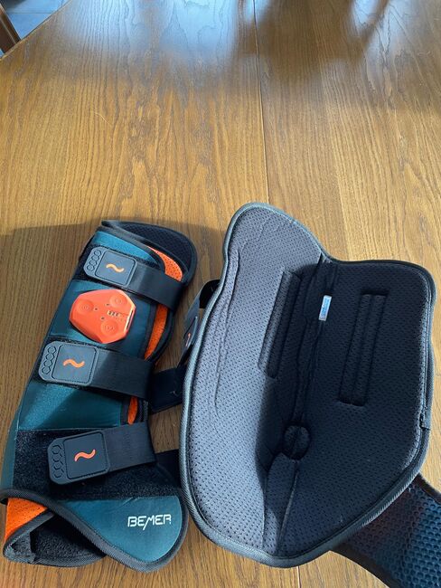Bemer Horse Set, Bemer Horse Set, Linea Haß, Pferdedecken, Kiel, Abbildung 2