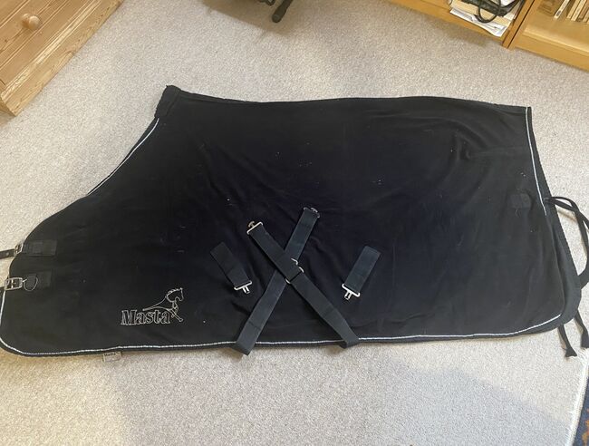 Black cooler fleece 5ft 9, Masta, Sue Giles, Horse Blankets, Sheets & Coolers, York