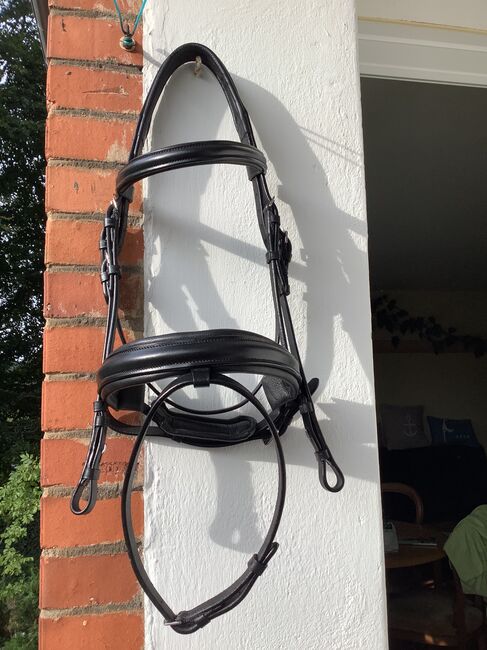 Schwarze Ledertrense NEU, B-Line, Nicole , Bridles & Headstalls, Rendsburg