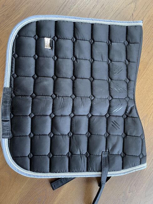 Schabracke schwarz WB DR, Felix Bühler Essential II, Anna Lena, Dressage Pads, Neuenfelde
